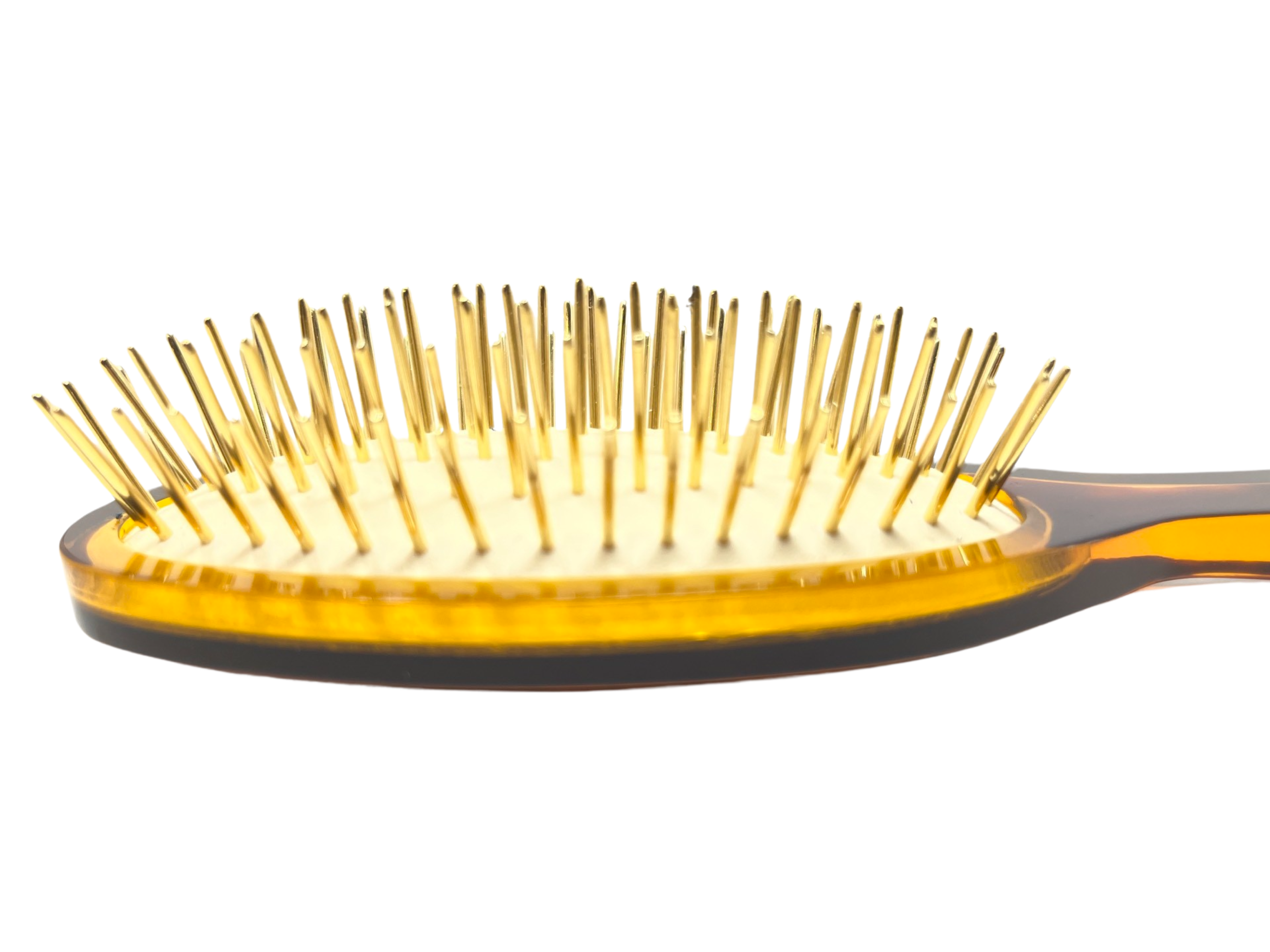 Exclusive hairbrush with metal pins