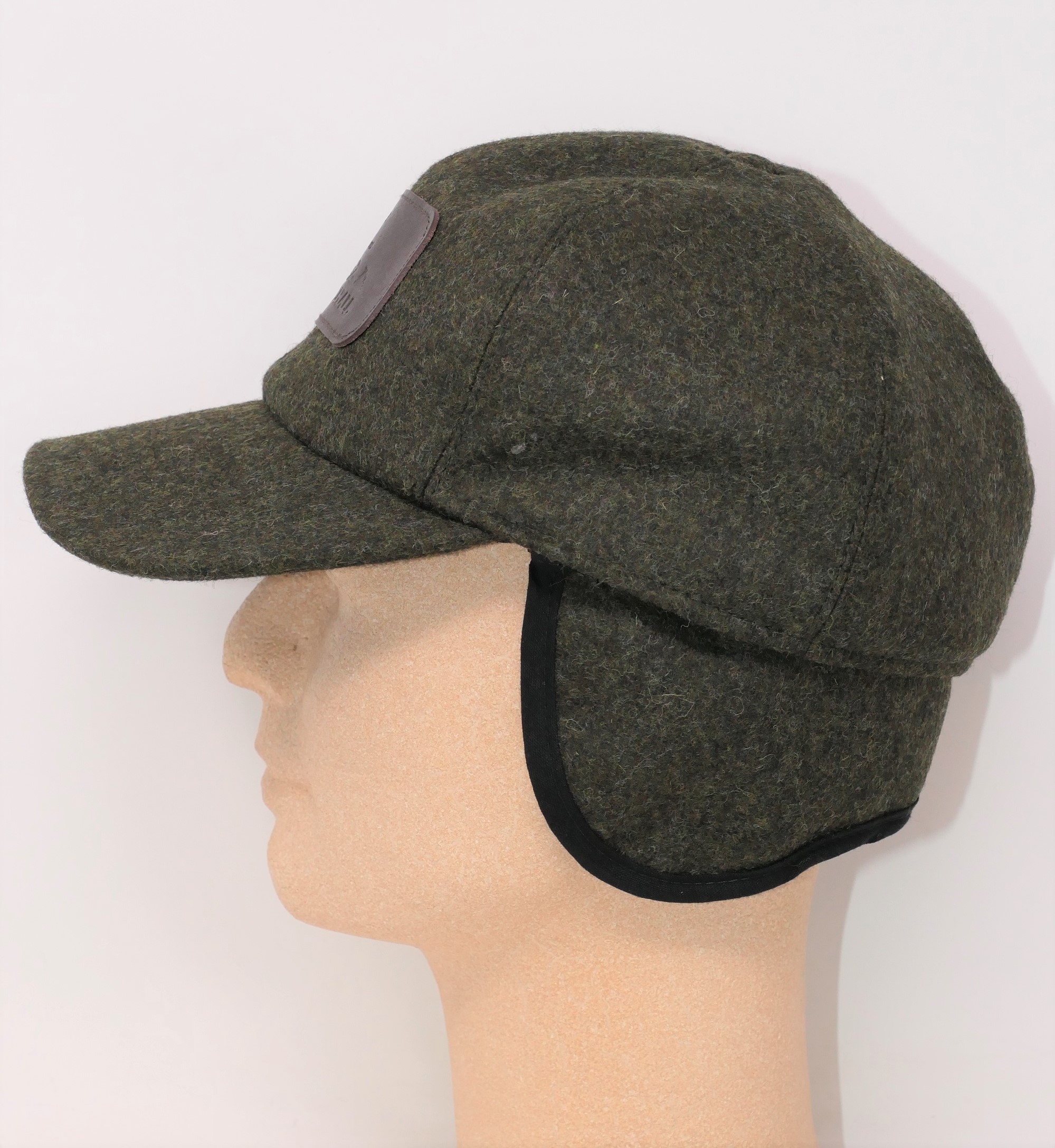 Lodencap with earflaps