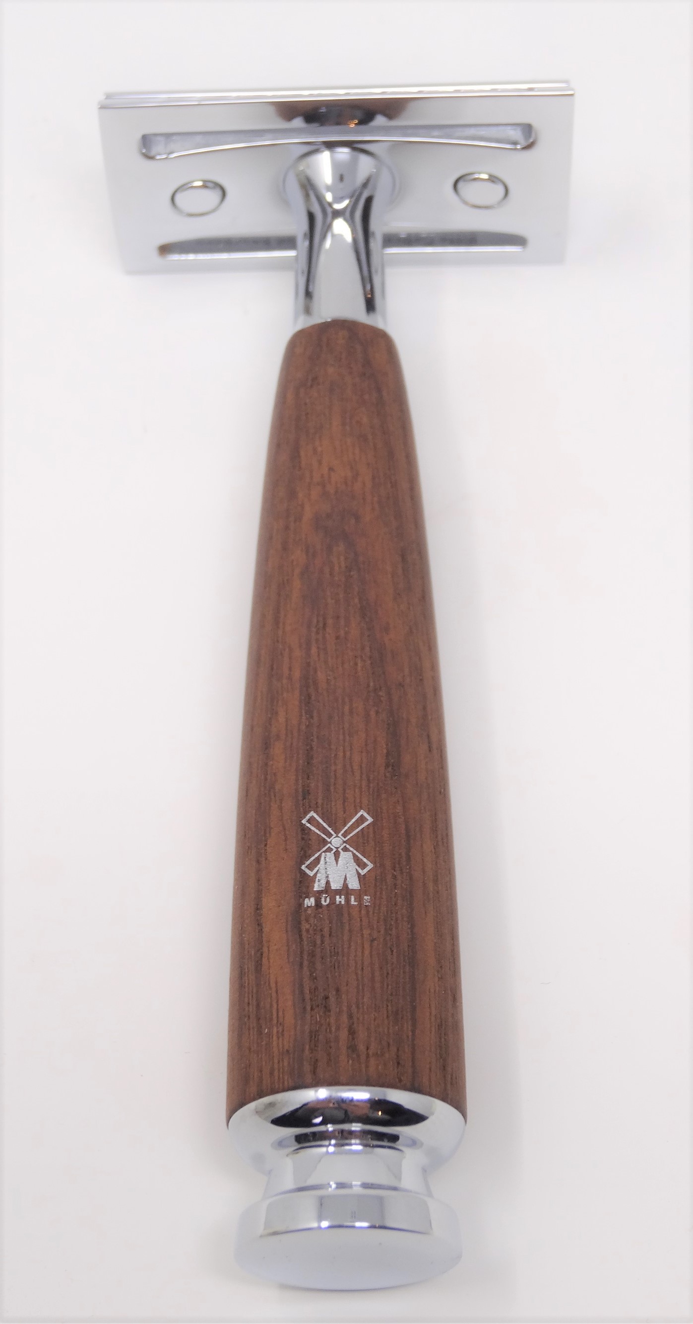 Safty Razor with wooden handle