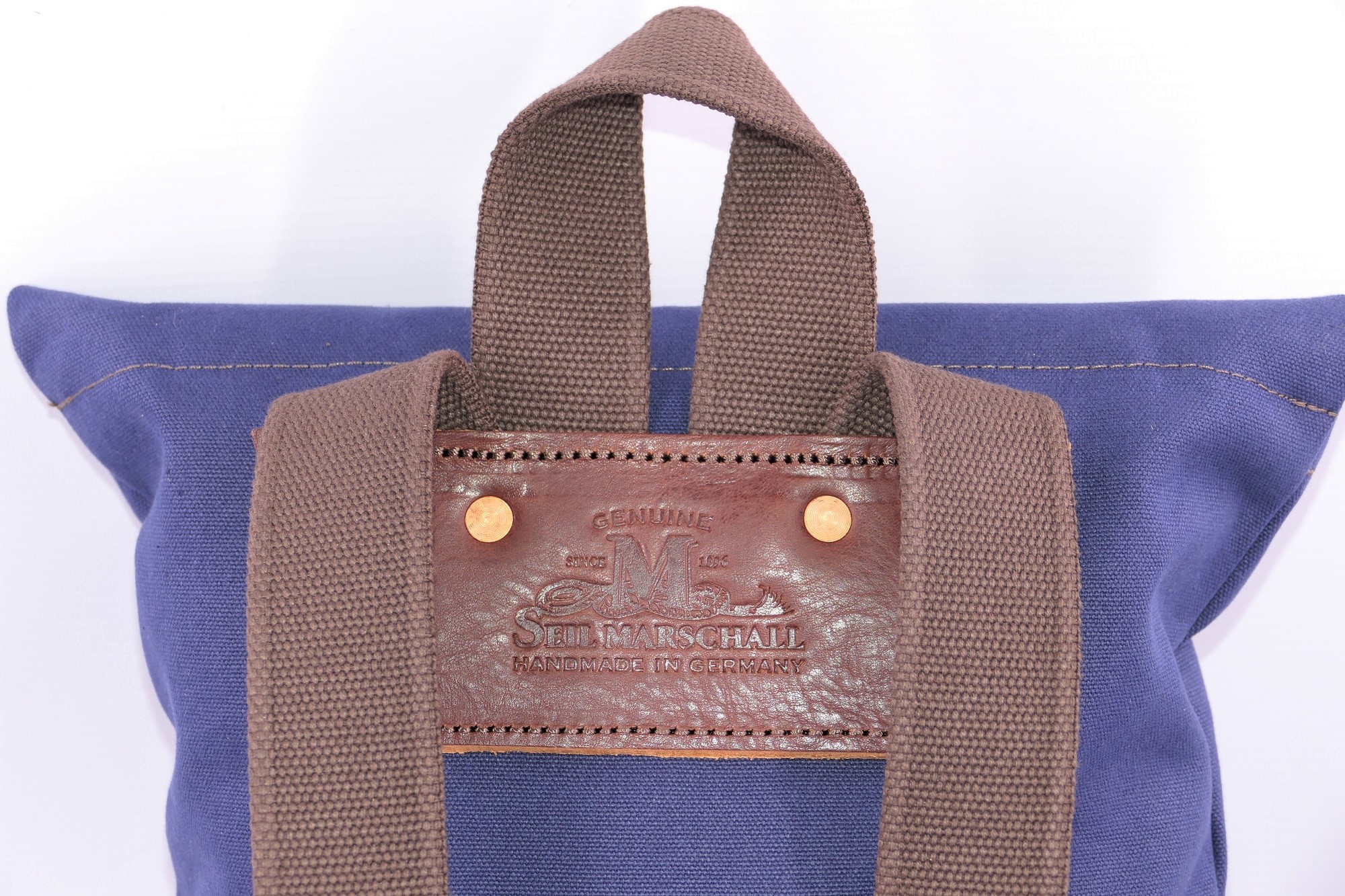 PURE PACK  (canvas) 