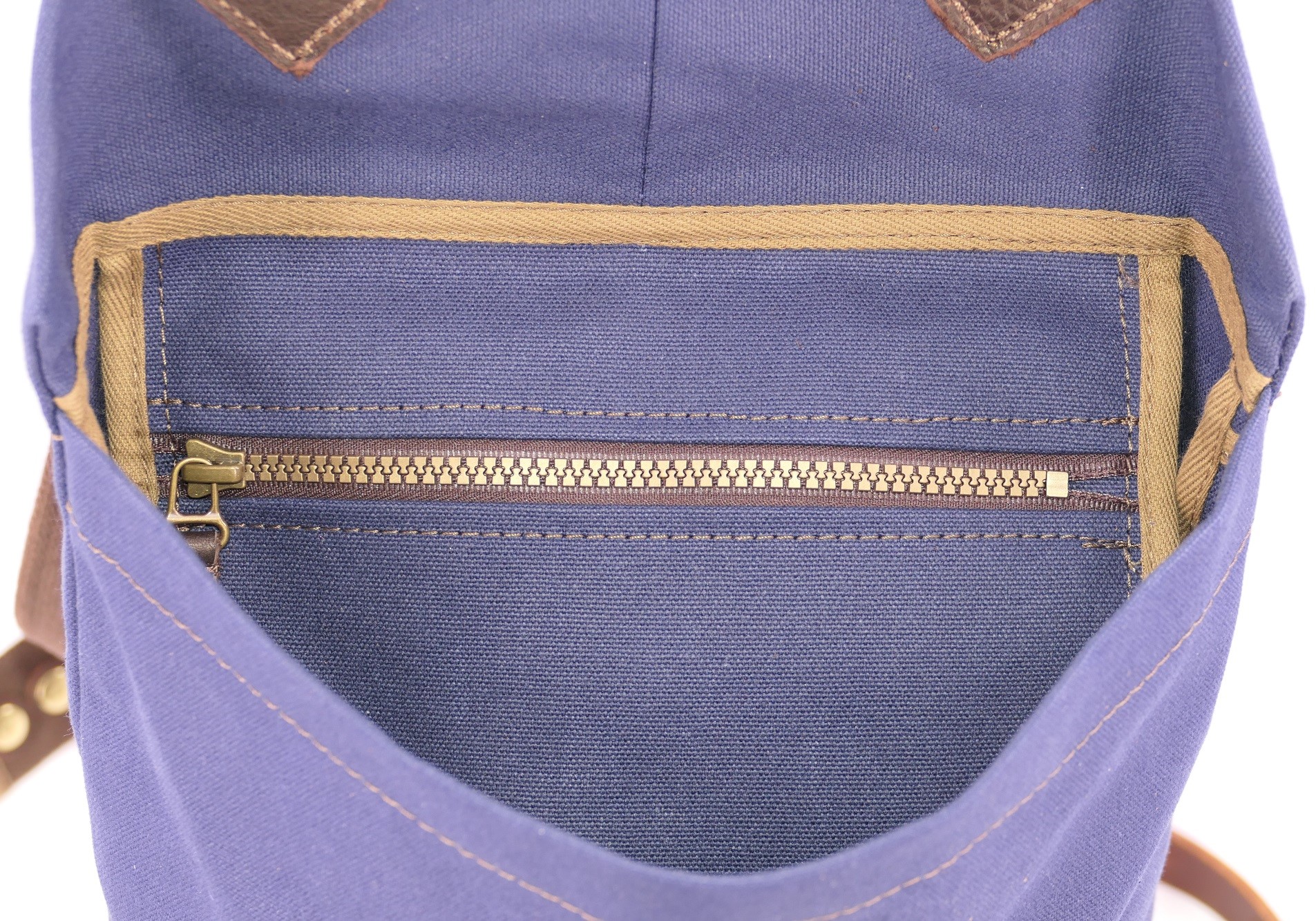 PURE PACK  (canvas) 