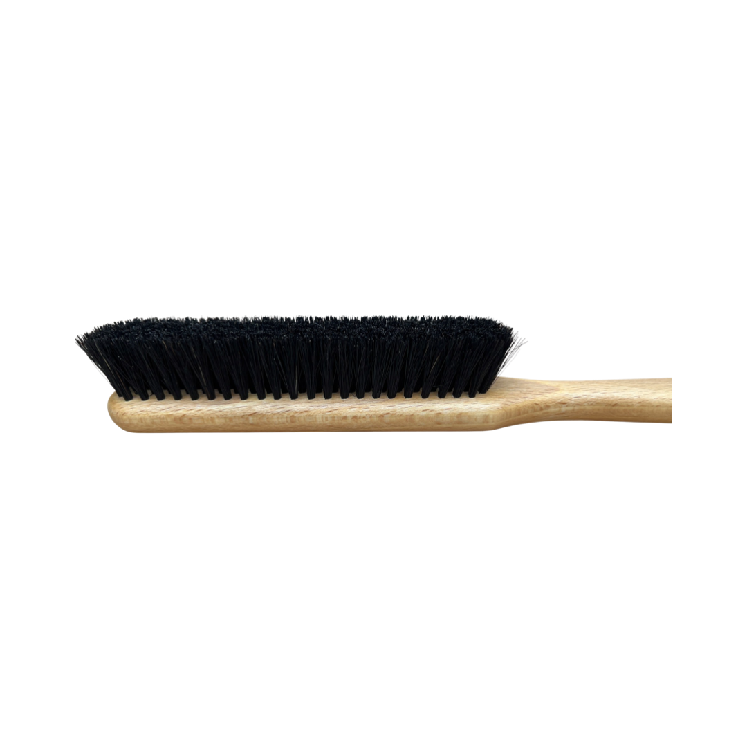 Handle clothes brush