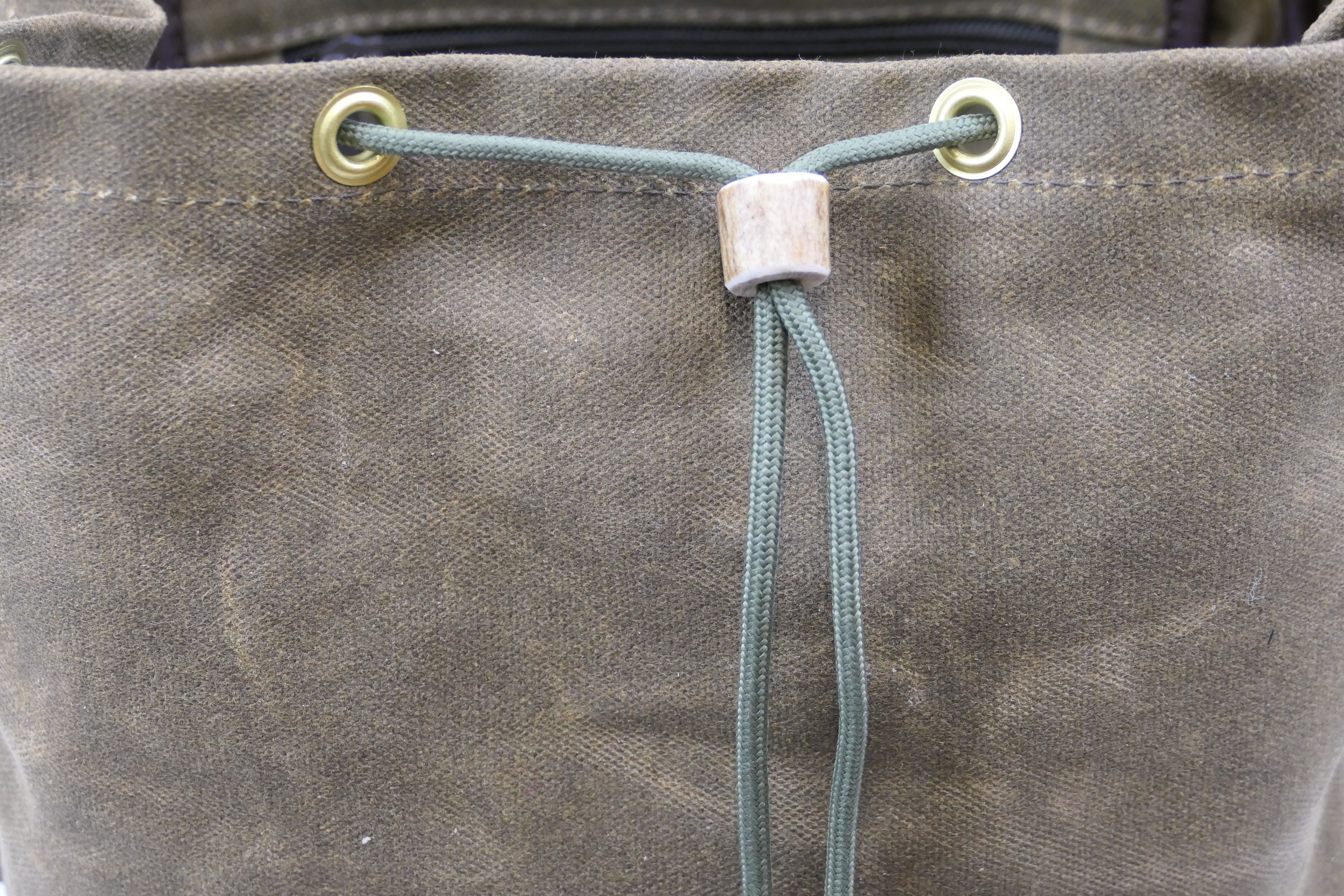 Premium Grand Solo Pack (Waxcanvas tan)